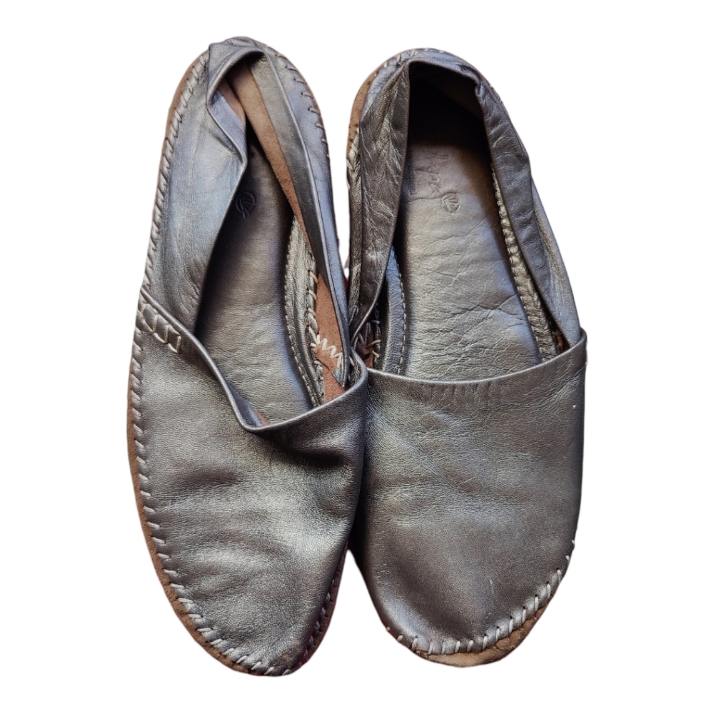 Classic Women's Brown Leather Slip-On Flats